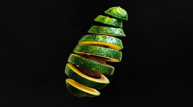 el aguacate engorda